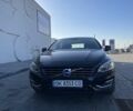 Черный Вольво B60, объемом двигателя 2.4 л и пробегом 289 тыс. км за 13700 $, фото 2 на Automoto.ua