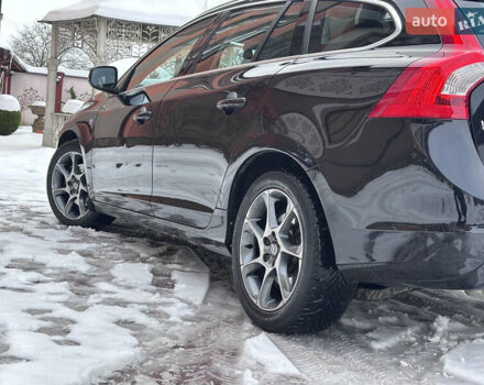 Черный Вольво B60, объемом двигателя 1.6 л и пробегом 246 тыс. км за 12700 $, фото 65 на Automoto.ua