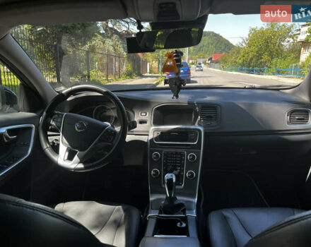Чорний Вольво B60, об'ємом двигуна 1.97 л та пробігом 235 тис. км за 12700 $, фото 8 на Automoto.ua