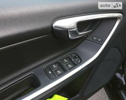 Чорний Вольво B60, об'ємом двигуна 2 л та пробігом 210 тис. км за 14950 $, фото 29 на Automoto.ua