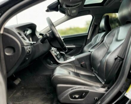 Черный Вольво B60, объемом двигателя 2.5 л и пробегом 78 тыс. км за 5300 $, фото 8 на Automoto.ua