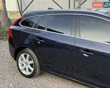 Черный Вольво B60, объемом двигателя 2 л и пробегом 148 тыс. км за 12200 $, фото 20 на Automoto.ua