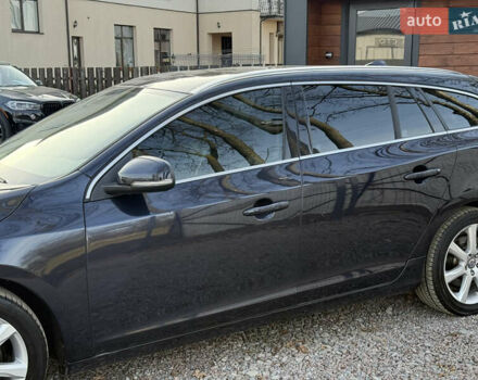 Черный Вольво B60, объемом двигателя 2 л и пробегом 148 тыс. км за 12200 $, фото 6 на Automoto.ua