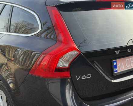 Черный Вольво B60, объемом двигателя 2 л и пробегом 148 тыс. км за 12200 $, фото 12 на Automoto.ua