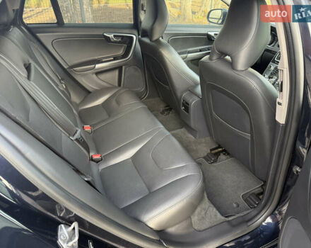 Черный Вольво B60, объемом двигателя 2 л и пробегом 148 тыс. км за 12200 $, фото 53 на Automoto.ua