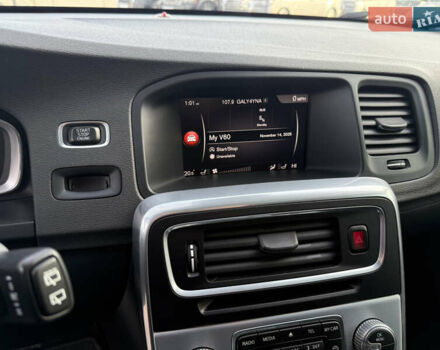 Черный Вольво B60, объемом двигателя 2 л и пробегом 148 тыс. км за 12200 $, фото 38 на Automoto.ua