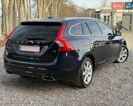 Черный Вольво B60, объемом двигателя 2 л и пробегом 148 тыс. км за 12200 $, фото 1 на Automoto.ua