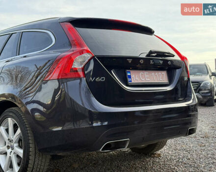 Черный Вольво B60, объемом двигателя 2 л и пробегом 148 тыс. км за 12200 $, фото 13 на Automoto.ua