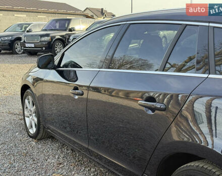 Черный Вольво B60, объемом двигателя 2 л и пробегом 148 тыс. км за 12200 $, фото 9 на Automoto.ua