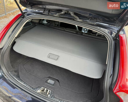 Черный Вольво B60, объемом двигателя 2 л и пробегом 148 тыс. км за 12200 $, фото 68 на Automoto.ua