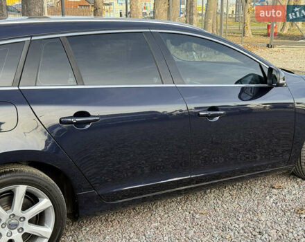 Черный Вольво B60, объемом двигателя 2 л и пробегом 148 тыс. км за 12200 $, фото 19 на Automoto.ua