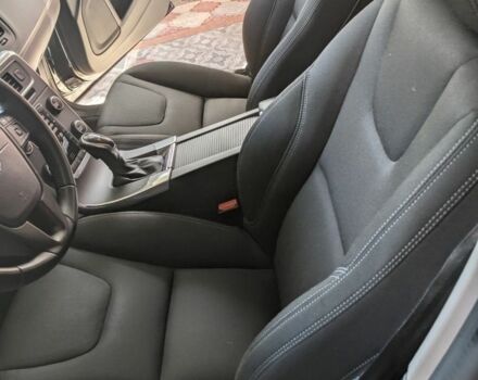 Вольво B60 2018 в Коломые на Automoto.ua Черный Вольво B60, объемом двигателя 2 л и пробегом 85 тыс. км за 16000 $, фото 5 на Automoto.ua