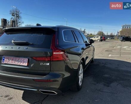 Черный Вольво B60, объемом двигателя 1.97 л и пробегом 239 тыс. км за 22800 $, фото 11 на Automoto.ua