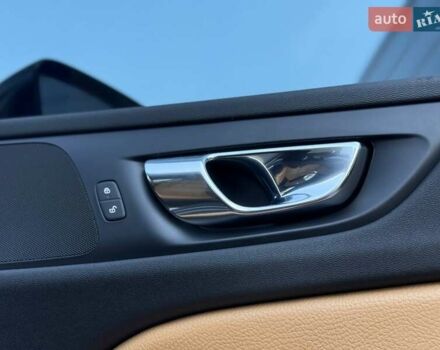 Черный Вольво B60, объемом двигателя 2 л и пробегом 255 тыс. км за 20999 $, фото 64 на Automoto.ua