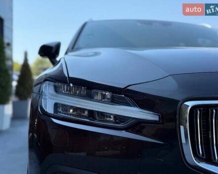 Черный Вольво B60, объемом двигателя 2 л и пробегом 255 тыс. км за 20999 $, фото 53 на Automoto.ua