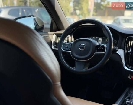 Черный Вольво B60, объемом двигателя 2 л и пробегом 255 тыс. км за 20999 $, фото 55 на Automoto.ua