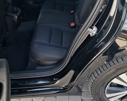 Черный Вольво B60, объемом двигателя 1.97 л и пробегом 148 тыс. км за 24500 $, фото 44 на Automoto.ua