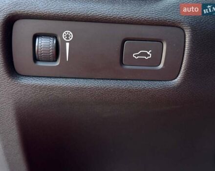 Черный Вольво B60, объемом двигателя 2 л и пробегом 255 тыс. км за 20999 $, фото 27 на Automoto.ua