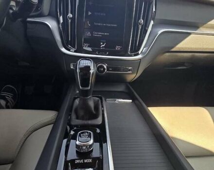 Черный Вольво B60, объемом двигателя 1.97 л и пробегом 194 тыс. км за 22550 $, фото 9 на Automoto.ua