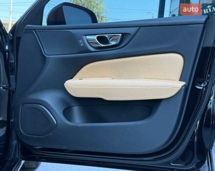 Черный Вольво B60, объемом двигателя 2 л и пробегом 255 тыс. км за 20999 $, фото 62 на Automoto.ua