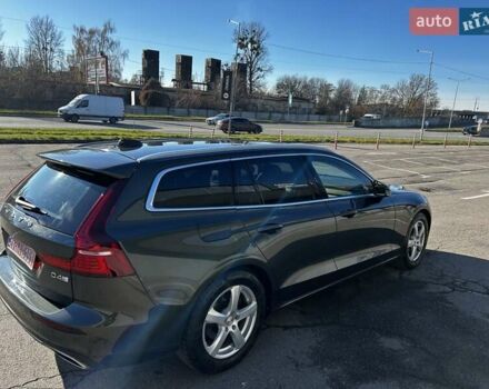 Черный Вольво B60, объемом двигателя 1.97 л и пробегом 239 тыс. км за 22800 $, фото 5 на Automoto.ua