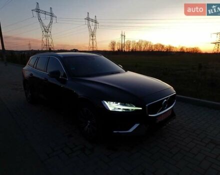 Чорний Вольво B60, об'ємом двигуна 2 л та пробігом 252 тис. км за 22000 $, фото 1 на Automoto.ua