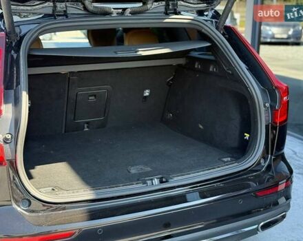 Черный Вольво B60, объемом двигателя 2 л и пробегом 255 тыс. км за 20999 $, фото 71 на Automoto.ua