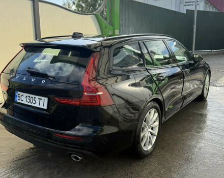 Черный Вольво B60, объемом двигателя 1.97 л и пробегом 230 тыс. км за 20000 $, фото 4 на Automoto.ua