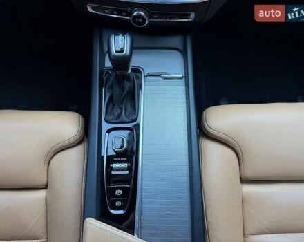 Черный Вольво B60, объемом двигателя 2 л и пробегом 255 тыс. км за 20999 $, фото 51 на Automoto.ua