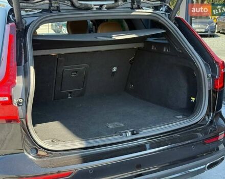 Черный Вольво B60, объемом двигателя 2 л и пробегом 255 тыс. км за 20999 $, фото 74 на Automoto.ua