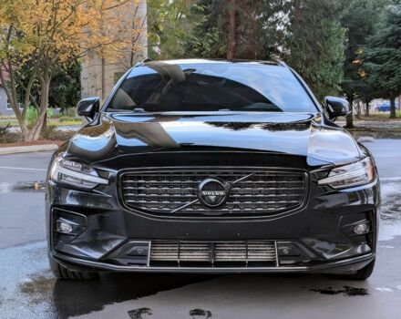Черный Вольво B60, объемом двигателя 2 л и пробегом 35 тыс. км за 5500 $, фото 1 на Automoto.ua