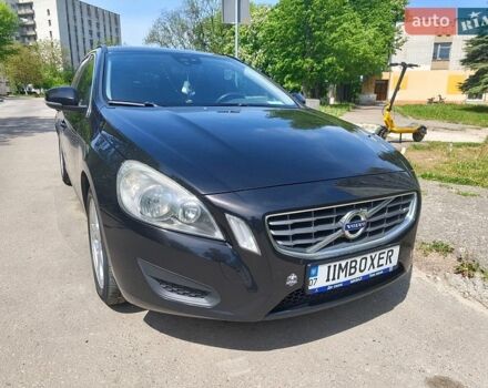 Чорний Вольво B60, об'ємом двигуна 1.98 л та пробігом 260 тис. км за 10600 $, фото 1 на Automoto.ua