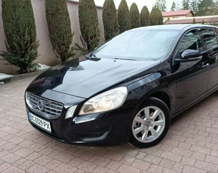 Чорний Вольво B60, об'ємом двигуна 1.56 л та пробігом 252 тис. км за 9550 $, фото 1 на Automoto.ua