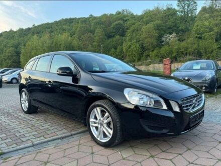 Черный Вольво B60, объемом двигателя 1.5 л и пробегом 230 тыс. км за 3700 $, фото 1 на Automoto.ua