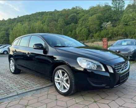 Чорний Вольво B60, об'ємом двигуна 1.5 л та пробігом 230 тис. км за 3700 $, фото 1 на Automoto.ua