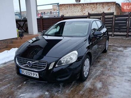 Черный Вольво B60, объемом двигателя 1.56 л и пробегом 252 тыс. км за 9750 $, фото 1 на Automoto.ua