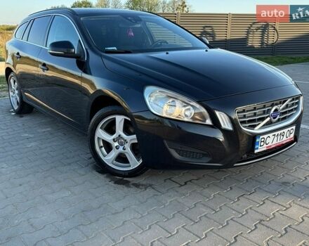 Черный Вольво B60, объемом двигателя 1.56 л и пробегом 244 тыс. км за 9500 $, фото 1 на Automoto.ua