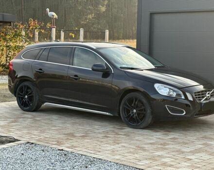 Чорний Вольво B60, об'ємом двигуна 2 л та пробігом 329 тис. км за 3300 $, фото 1 на Automoto.ua