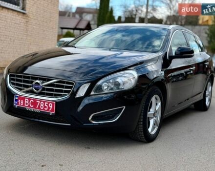 Чорний Вольво B60, об'ємом двигуна 1.6 л та пробігом 217 тис. км за 8999 $, фото 1 на Automoto.ua