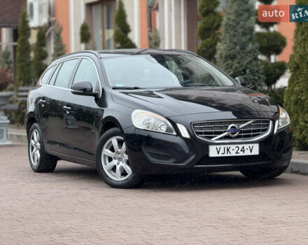 Чорний Вольво B60, об'ємом двигуна 1.56 л та пробігом 275 тис. км за 9650 $, фото 1 на Automoto.ua
