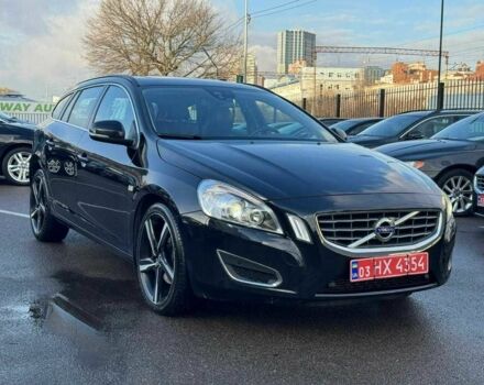 Черный Вольво B60, объемом двигателя 2 л и пробегом 213 тыс. км за 13300 $, фото 1 на Automoto.ua