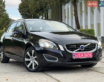 Чорний Вольво B60, об'ємом двигуна 1.6 л та пробігом 225 тис. км за 10199 $, фото 1 на Automoto.ua
