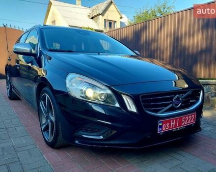 Черный Вольво B60, объемом двигателя 1.98 л и пробегом 272 тыс. км за 11777 $, фото 1 на Automoto.ua