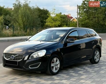 Чорний Вольво B60, об'ємом двигуна 1.6 л та пробігом 340 тис. км за 9100 $, фото 1 на Automoto.ua