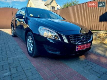 Черный Вольво B60, объемом двигателя 1.99 л и пробегом 266 тыс. км за 11111 $, фото 1 на Automoto.ua