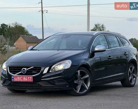 Чорний Вольво B60, об'ємом двигуна 2.4 л та пробігом 249 тис. км за 12199 $, фото 1 на Automoto.ua