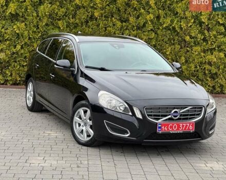 Черный Вольво B60, объемом двигателя 1.6 л и пробегом 207 тыс. км за 10850 $, фото 1 на Automoto.ua