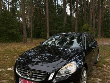 Чорний Вольво B60, об'ємом двигуна 2.4 л та пробігом 260 тис. км за 12740 $, фото 1 на Automoto.ua