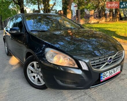Чорний Вольво B60, об'ємом двигуна 1.56 л та пробігом 332 тис. км за 9600 $, фото 1 на Automoto.ua