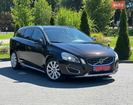 Черный Вольво B60, объемом двигателя 2.4 л и пробегом 271 тыс. км за 12990 $, фото 1 на Automoto.ua